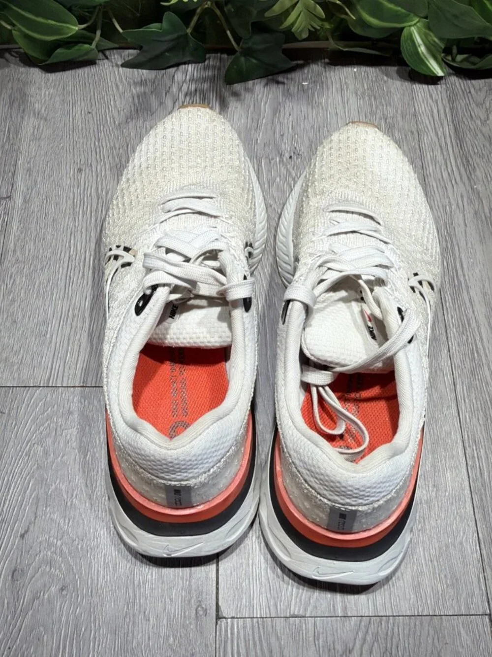 Nike React Infinity Run Flyknit2 White Black Running Shoes Sneaker Women 9.5 - Picture 6 of 10